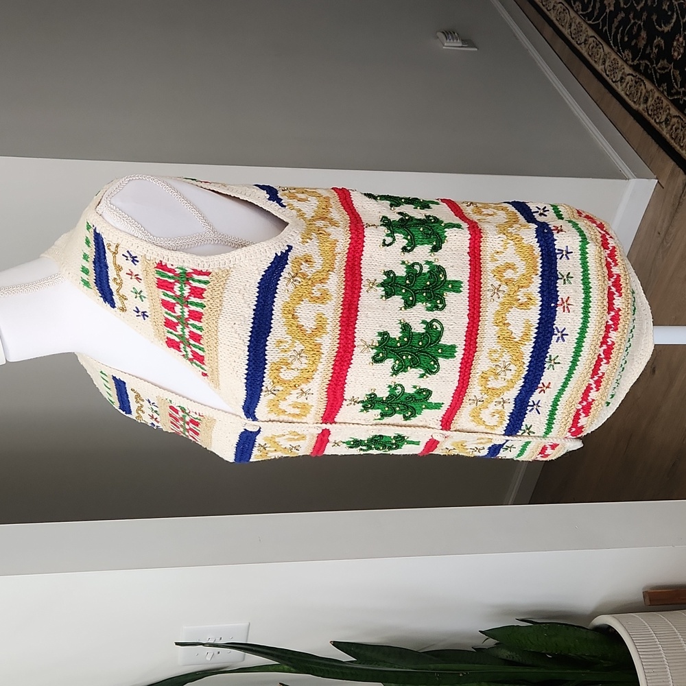 N.E.K. Vintage Christmas Holiday Knit Beaded Vest Womens Sz S - Picture 3 of 16